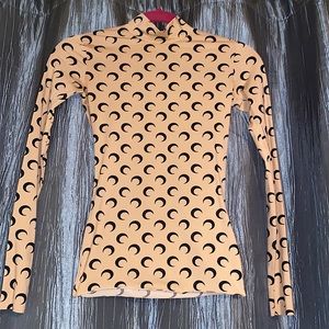 Tan Marine Serre Moon Print Turtle Neck. Size S.